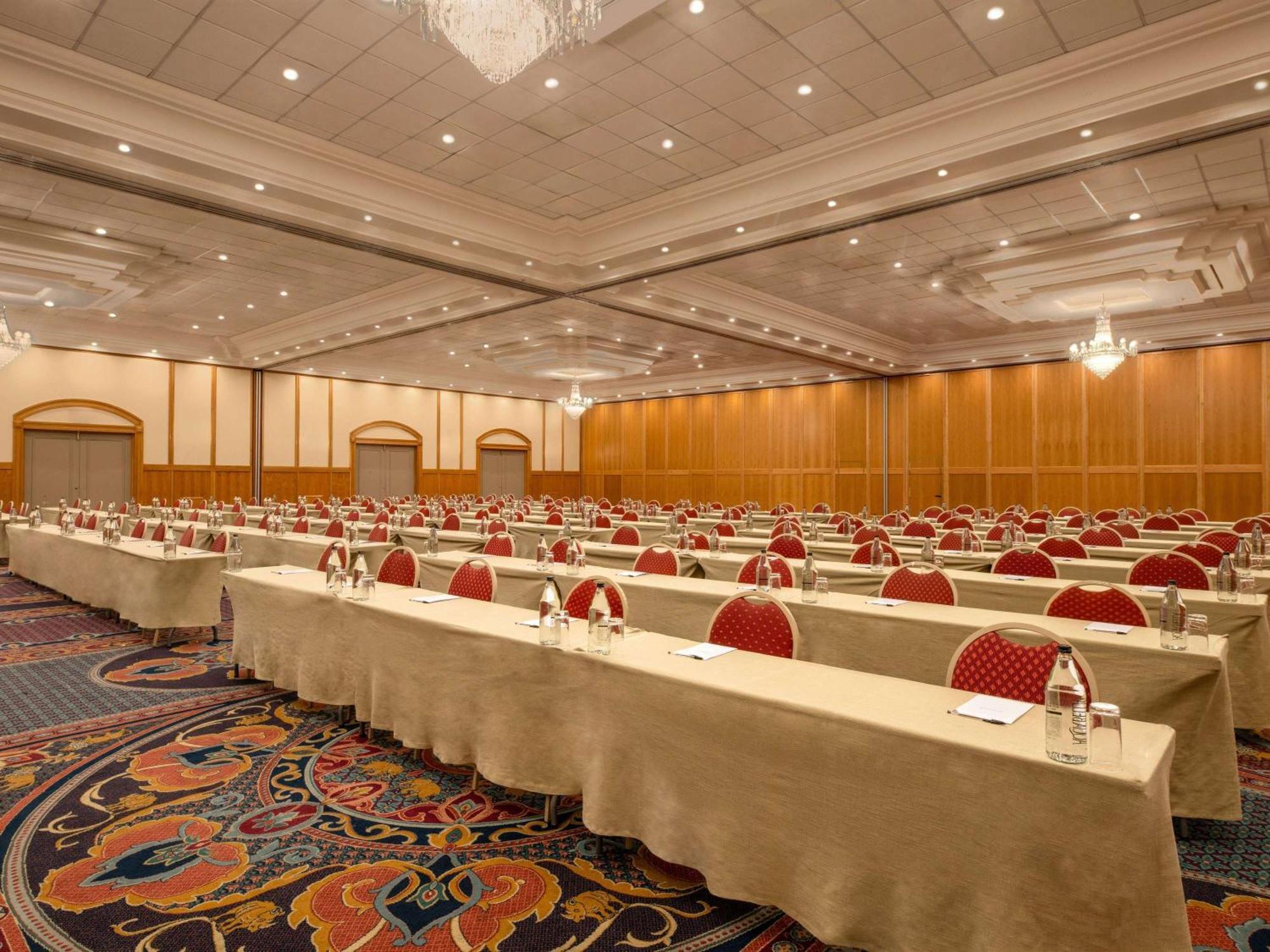Mercure Hotel Windhoek Dış mekan fotoğraf