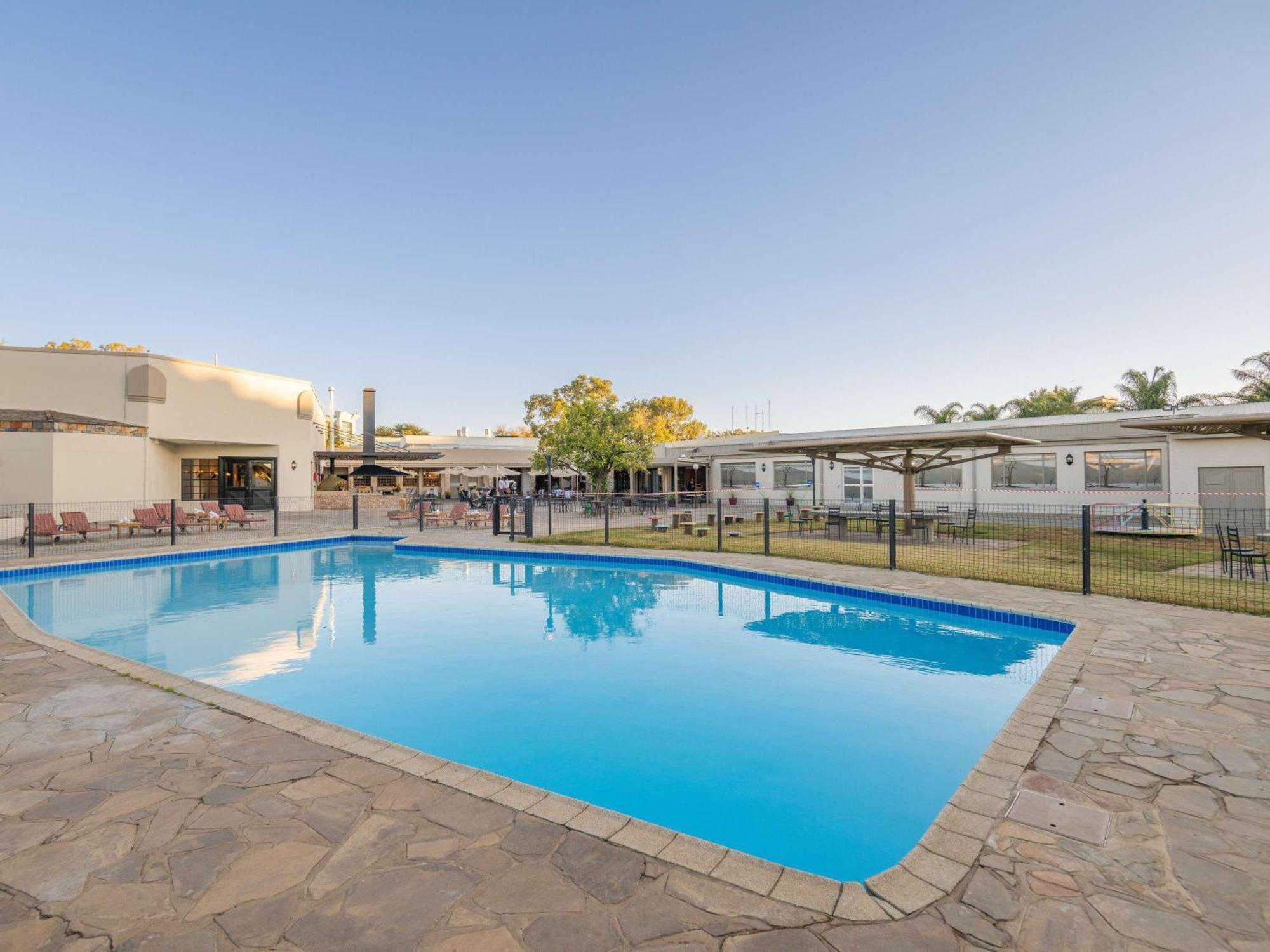 Mercure Hotel Windhoek Dış mekan fotoğraf